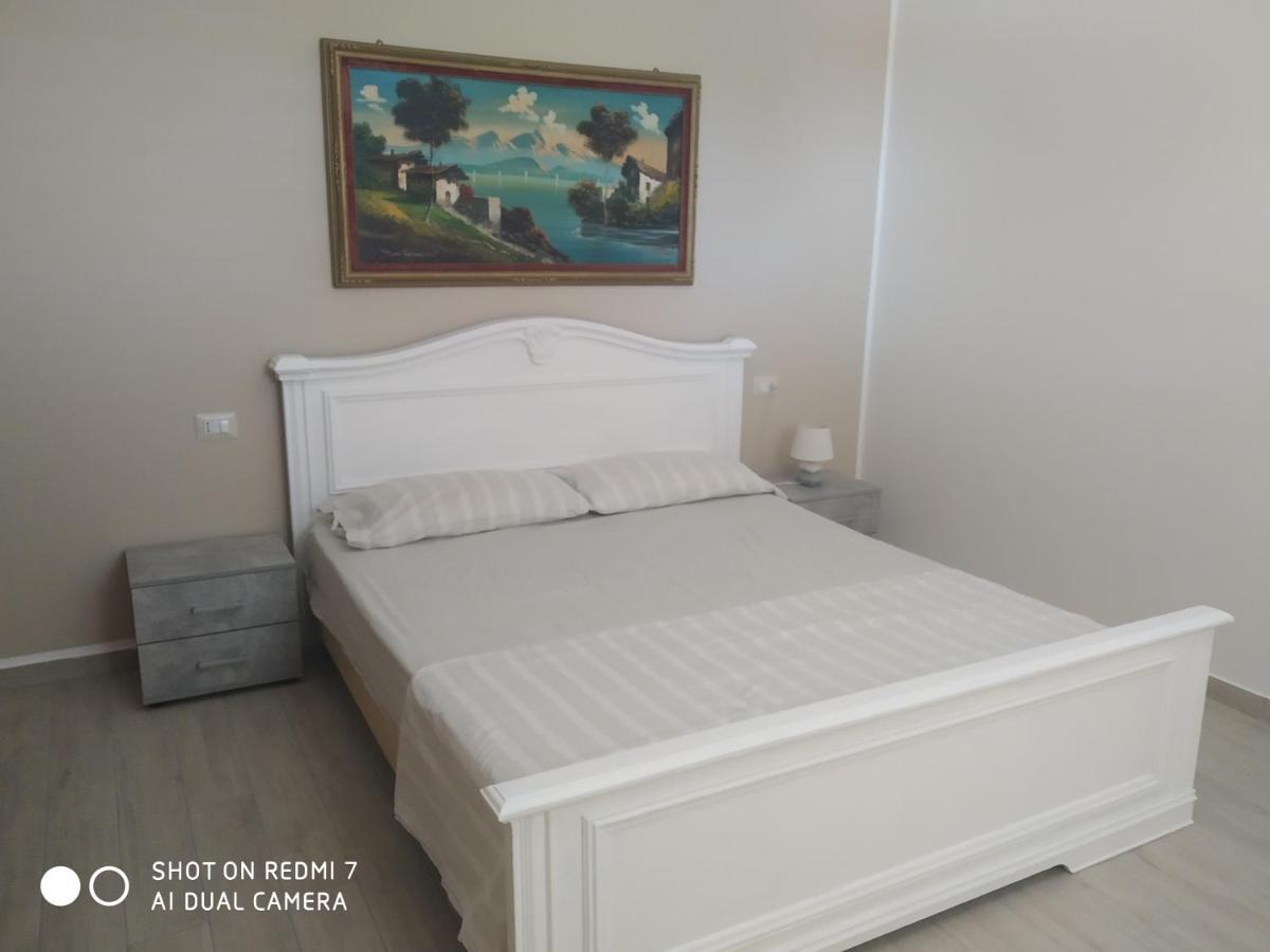 Casa Melia Lägenhet Monasterace Exteriör bild